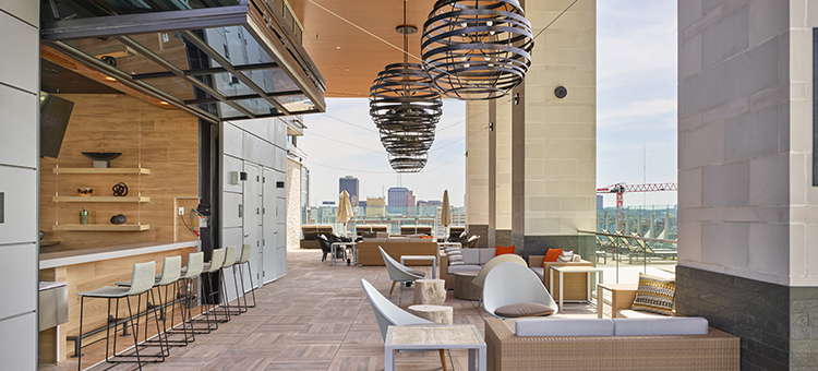 IndoorOutdoor Bar  Lanai750x340