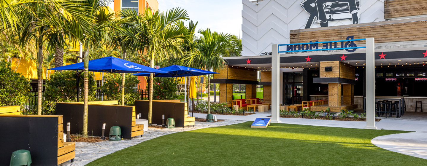 Blue Moon Beer Garden at Vivo! Miami