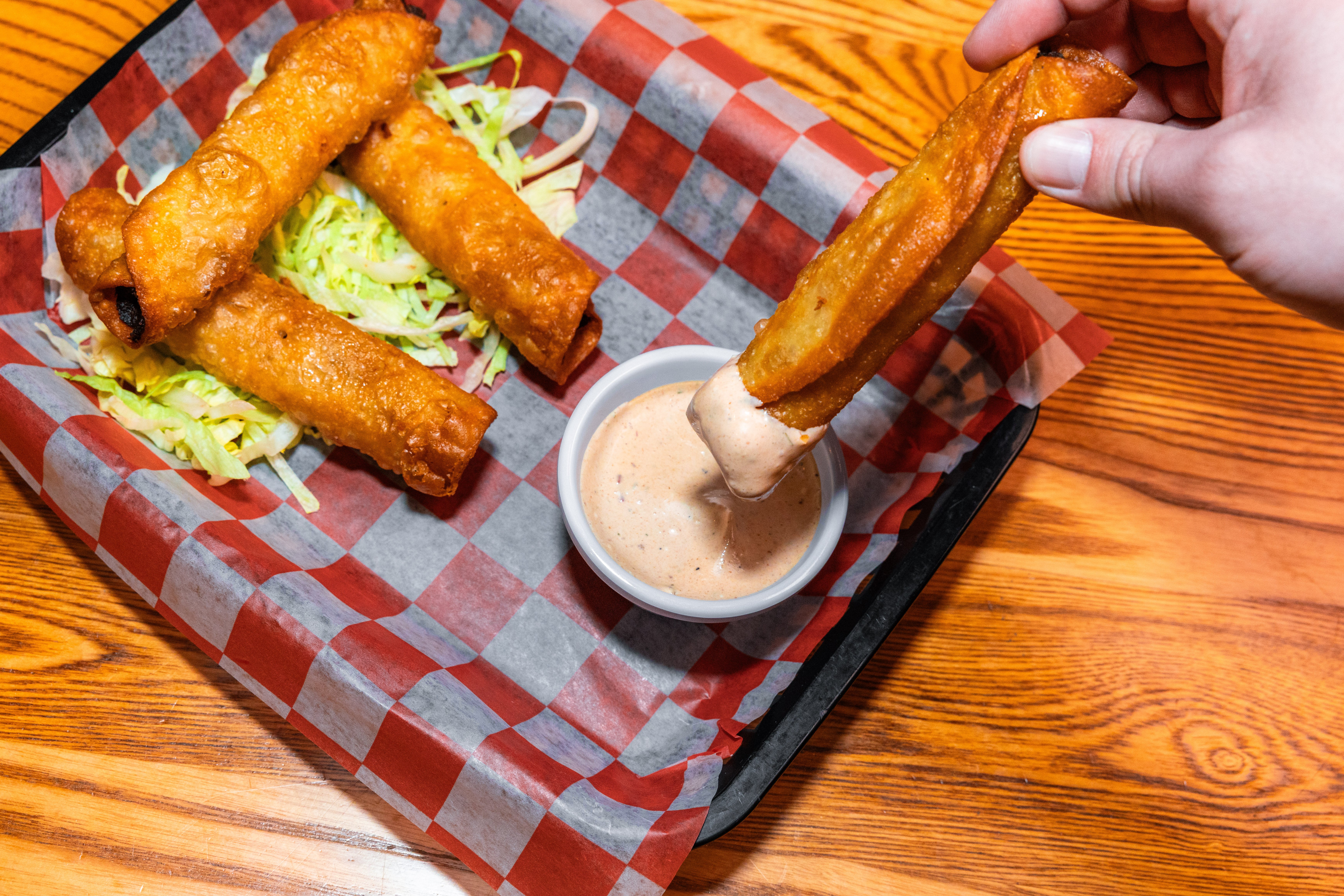 Texas Torpedoes at County Road Ice House.