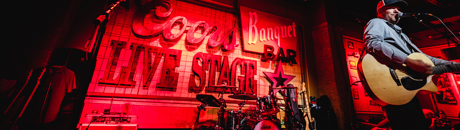 PBR Big Sky - Musician on Stage