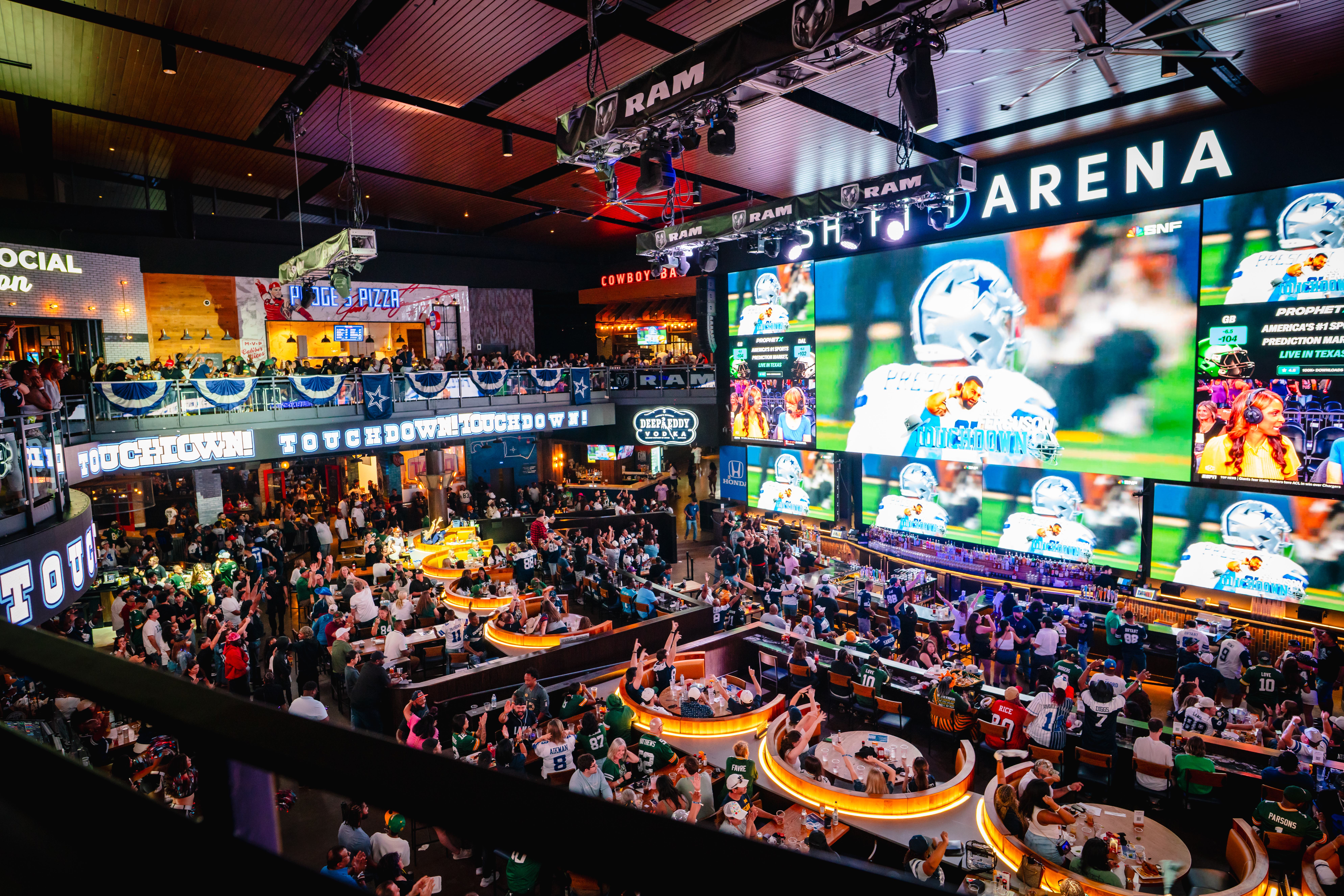 100 FT Media Wall 
