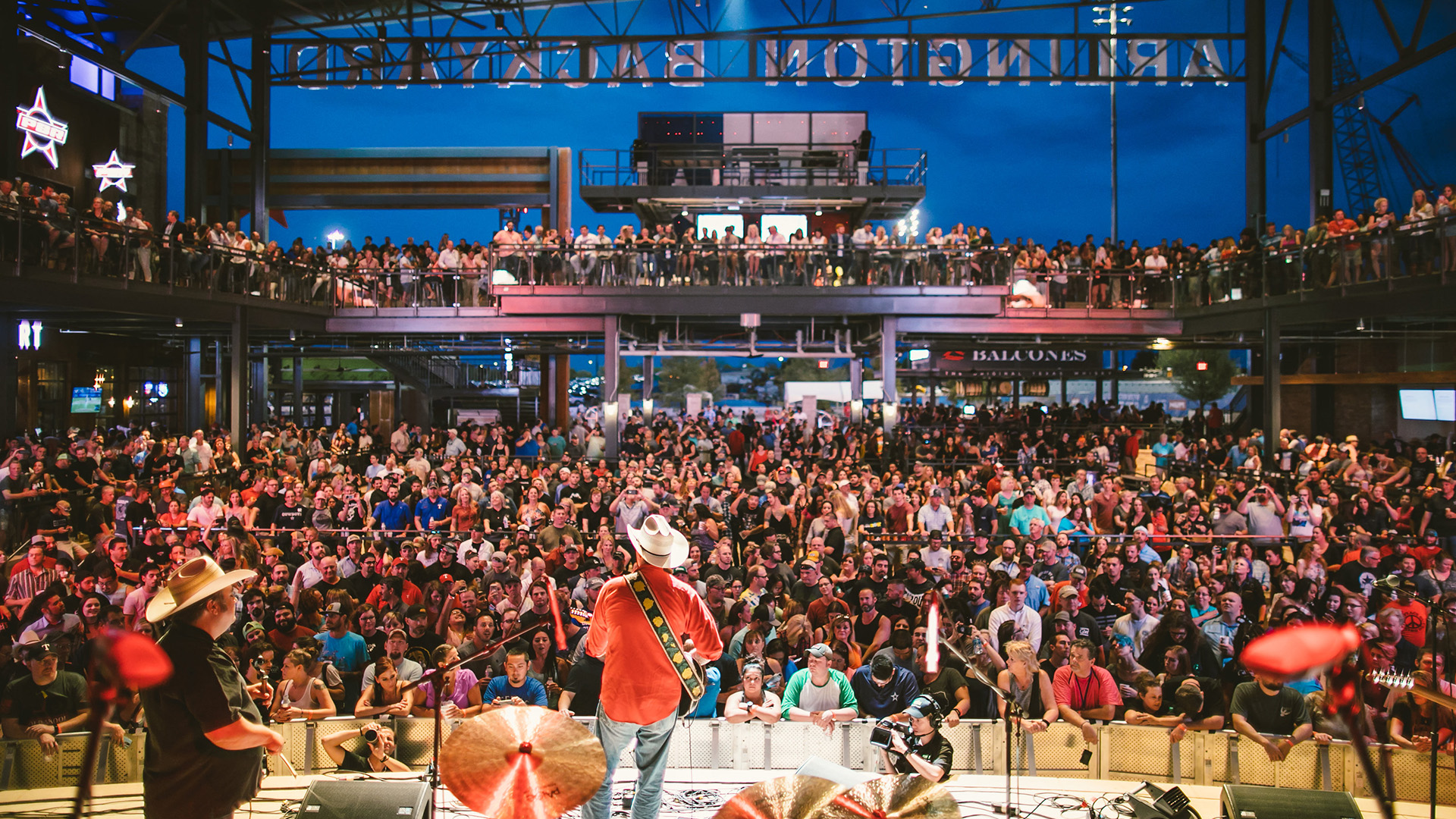 Hot Country Nights evening music concert at Arlington Backyard at Texas Live!