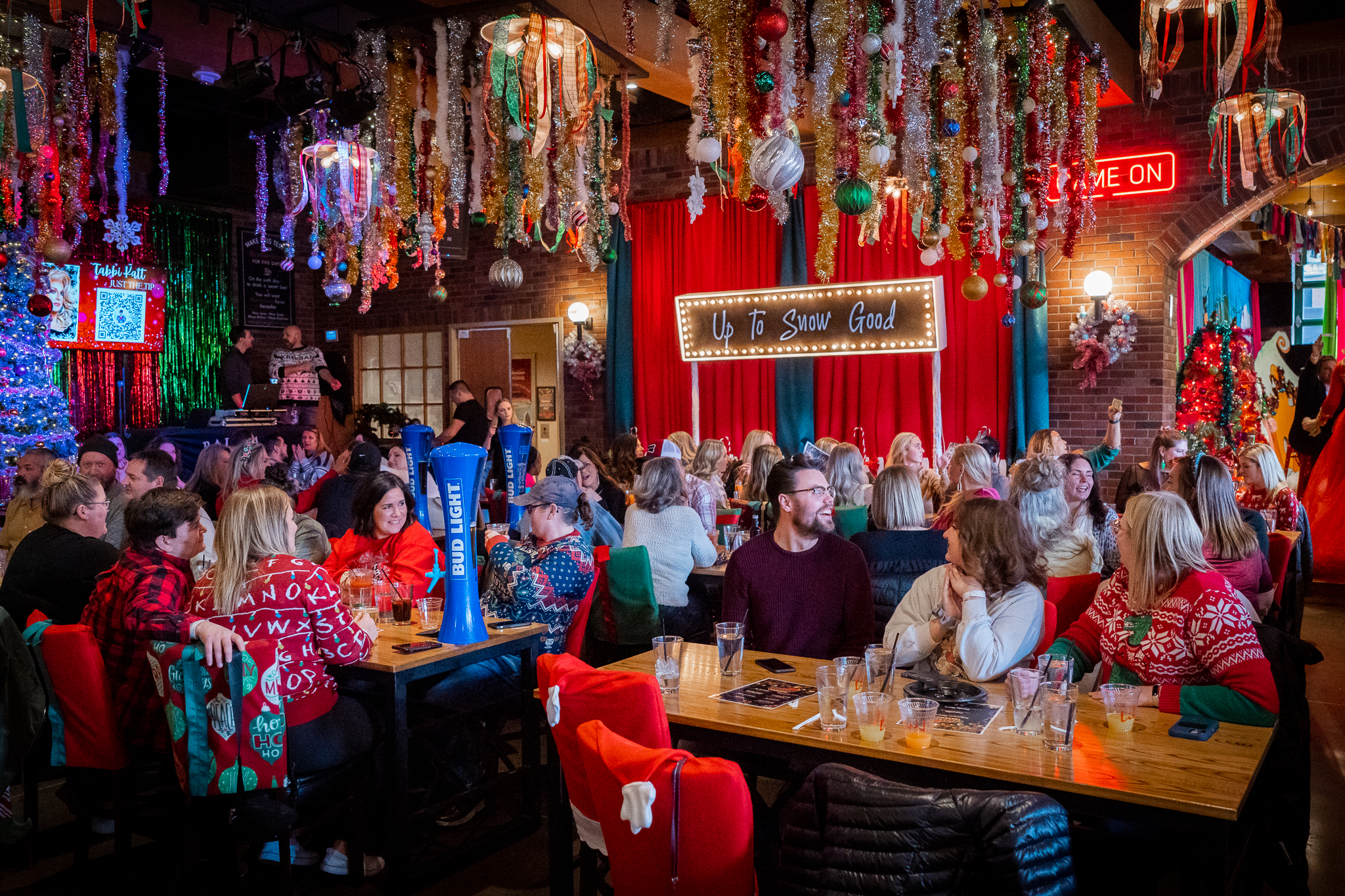 Tinsel tavern