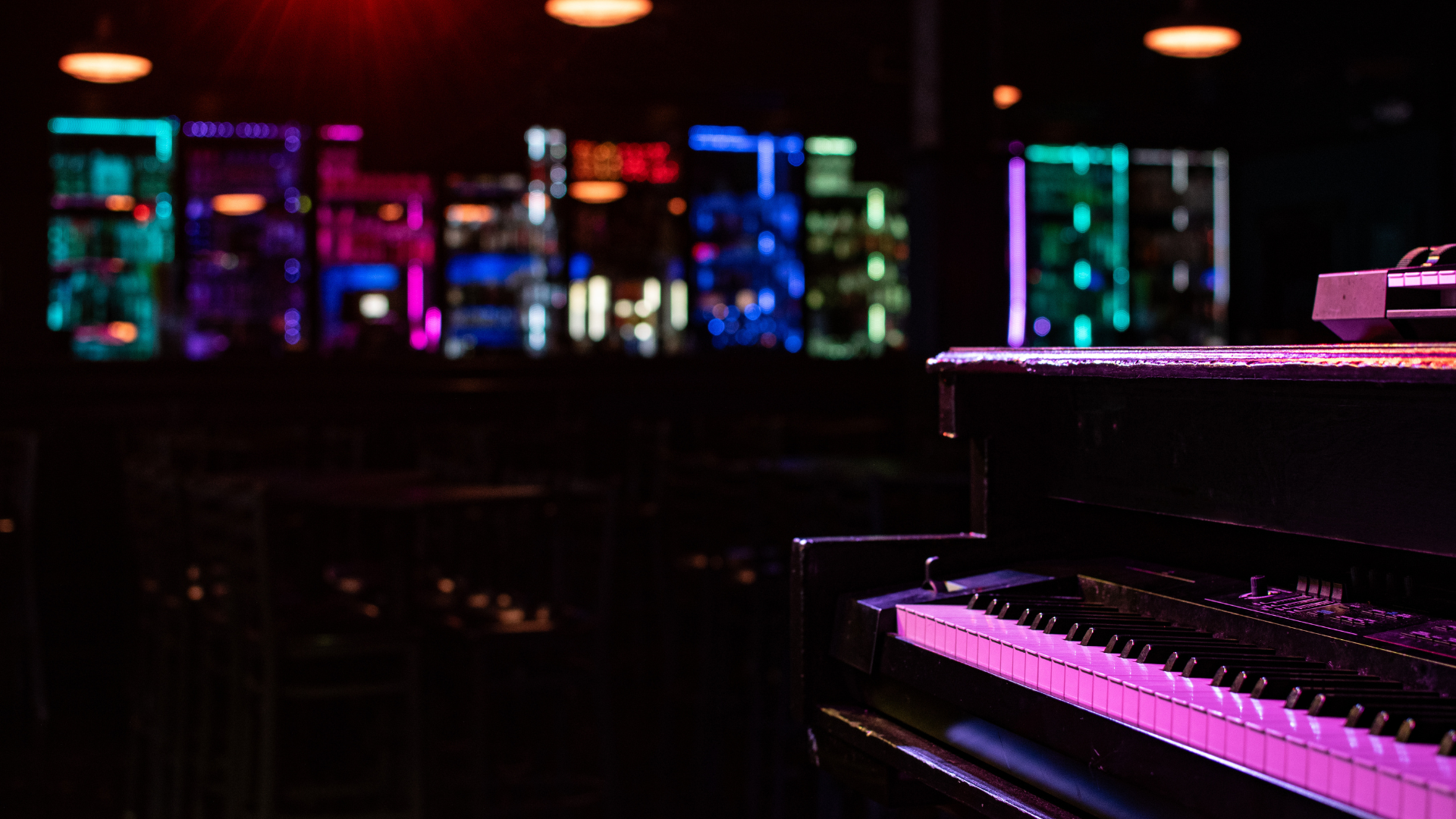 Piano at Howl at the Moon nightclub.