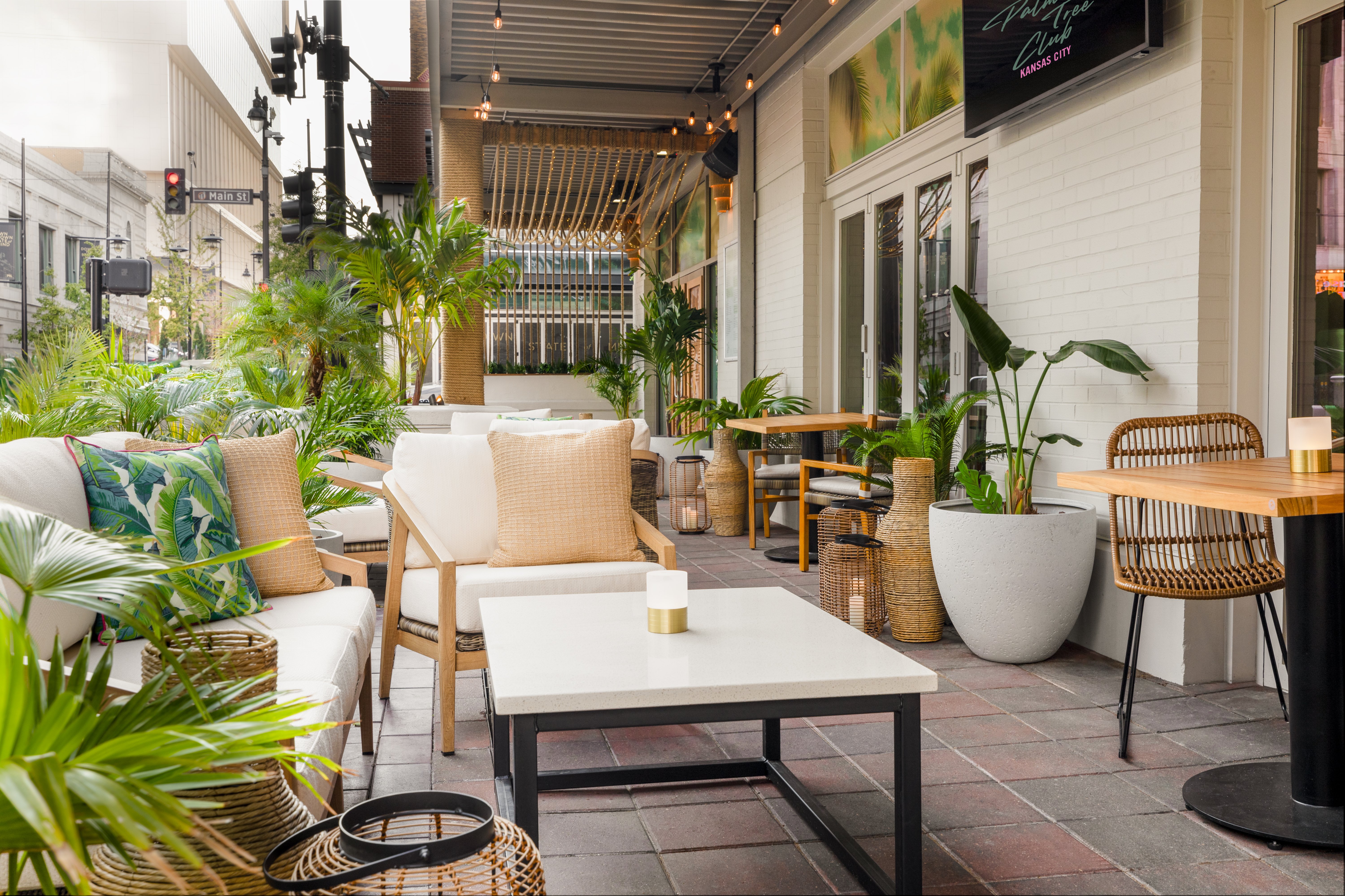Patio dining at Palm Tree Club KC.