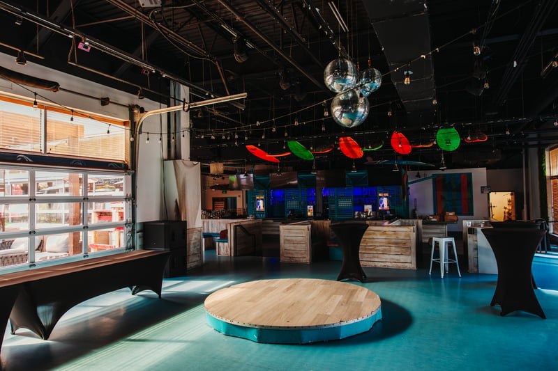 Bar photo 2