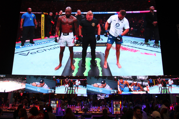 Fight Night on the big screen at Live! at the Battery.