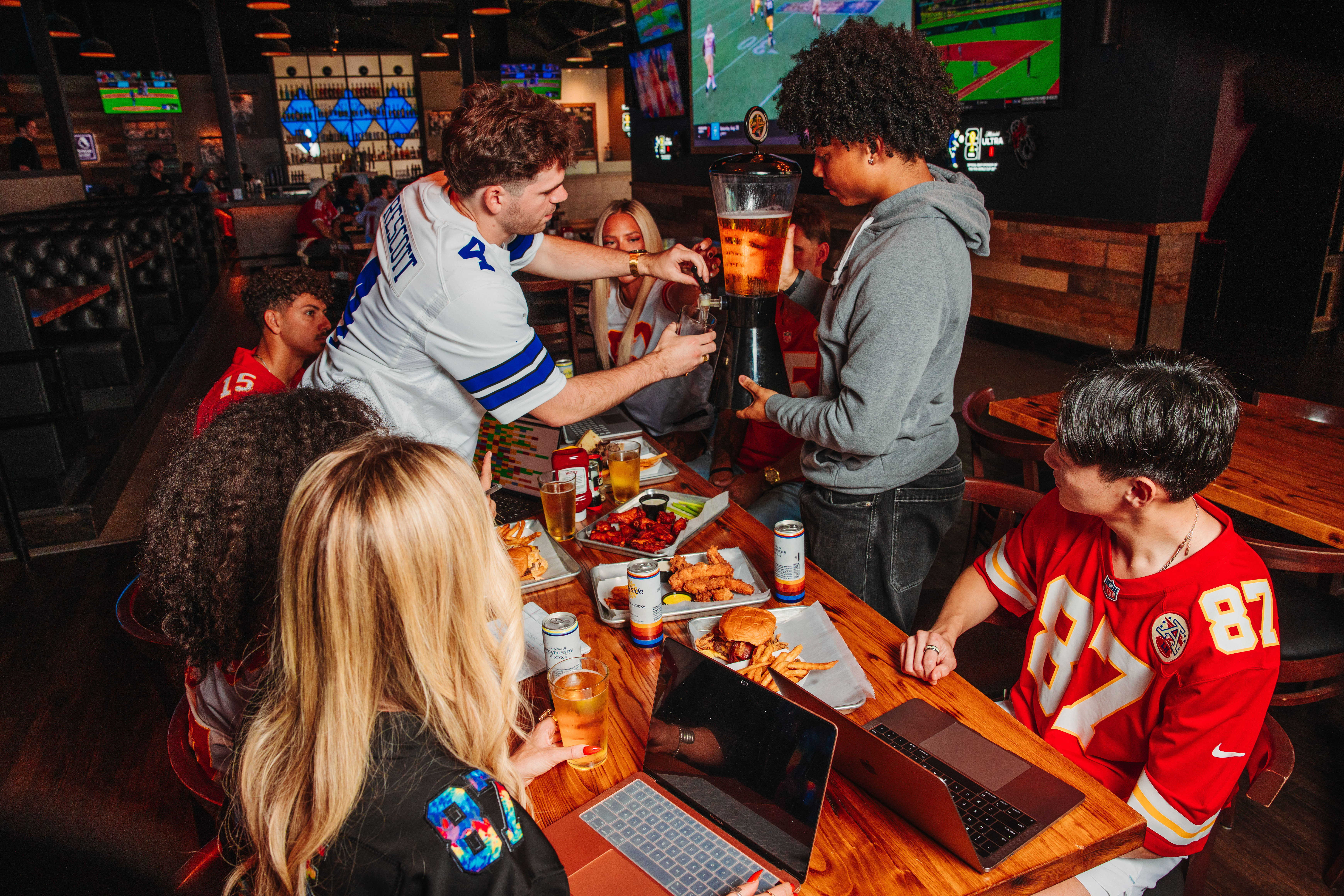 Beer Pour Fantasy Football Group