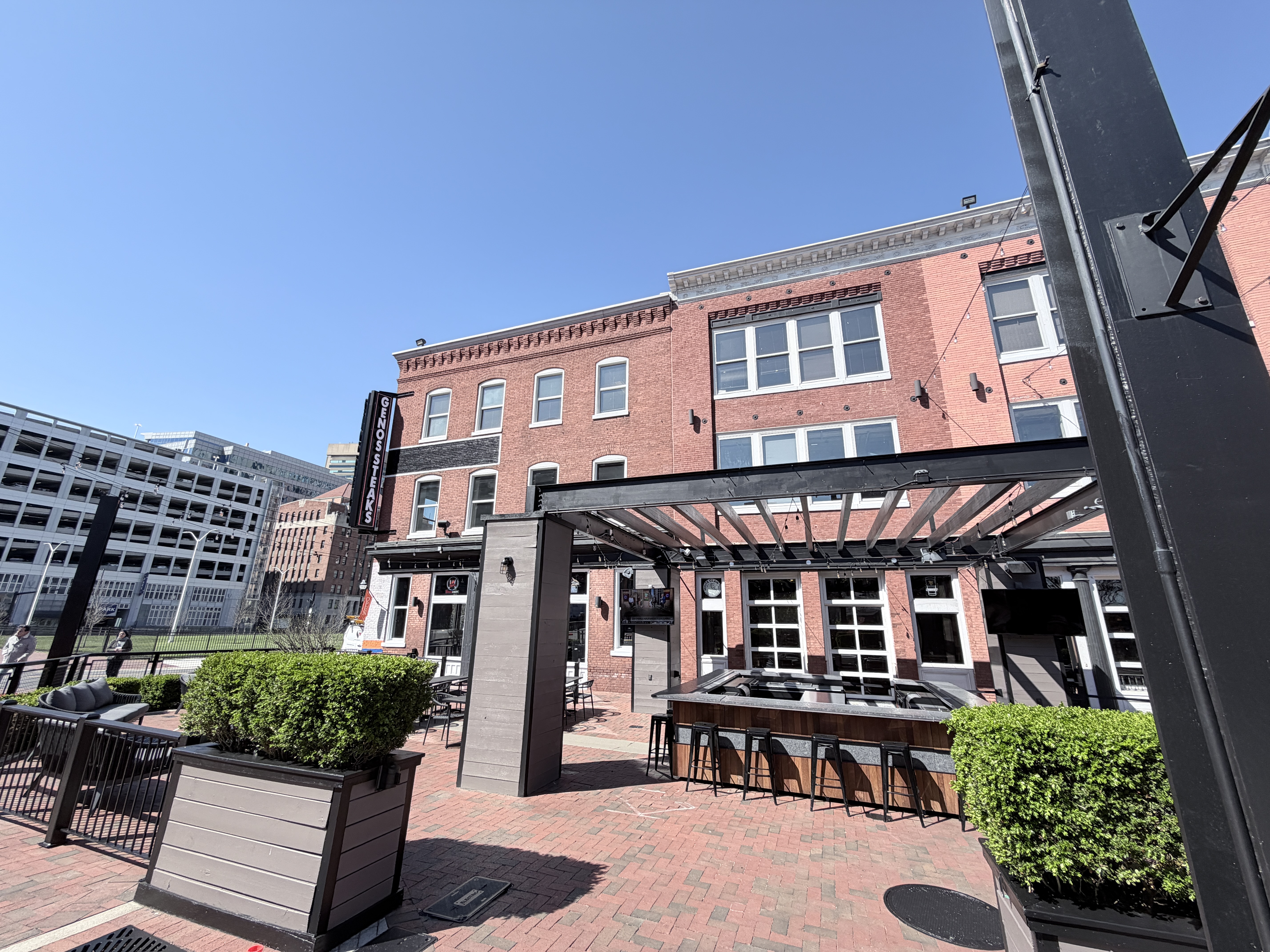 Genos Patio