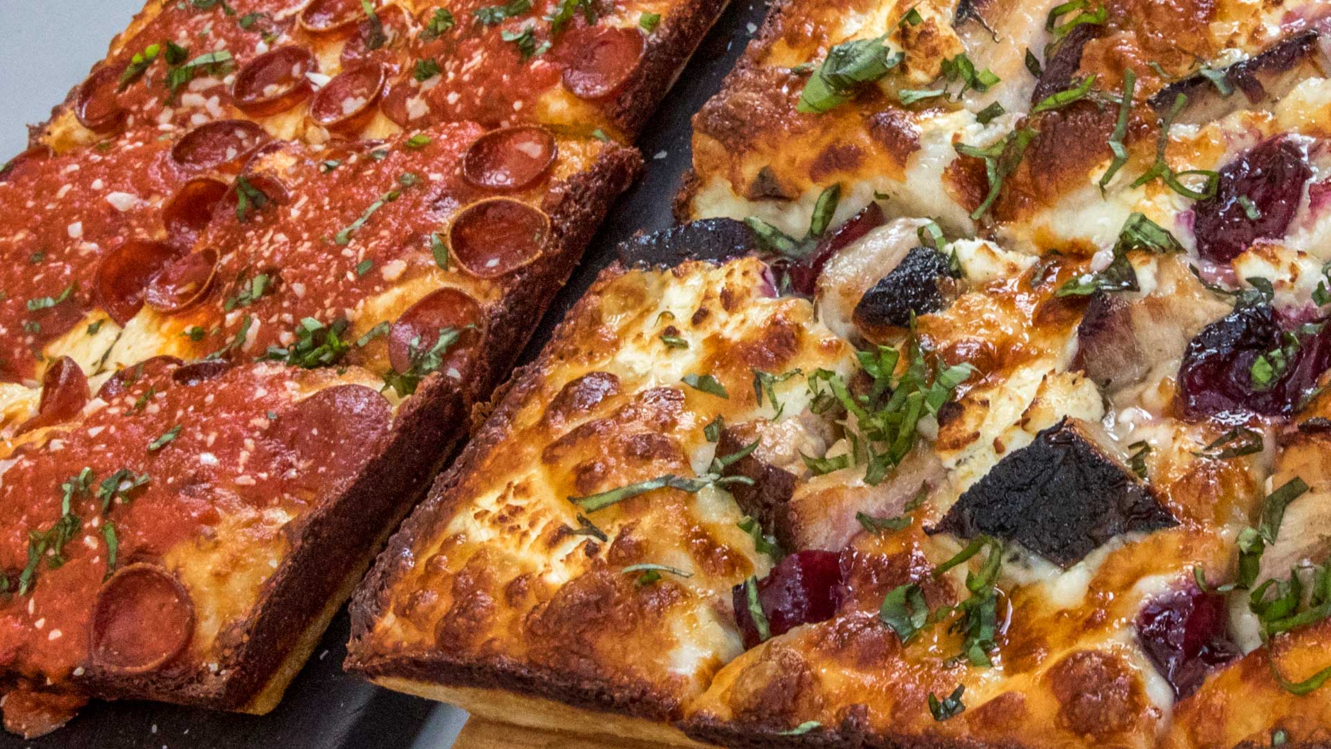 Underground Pizza