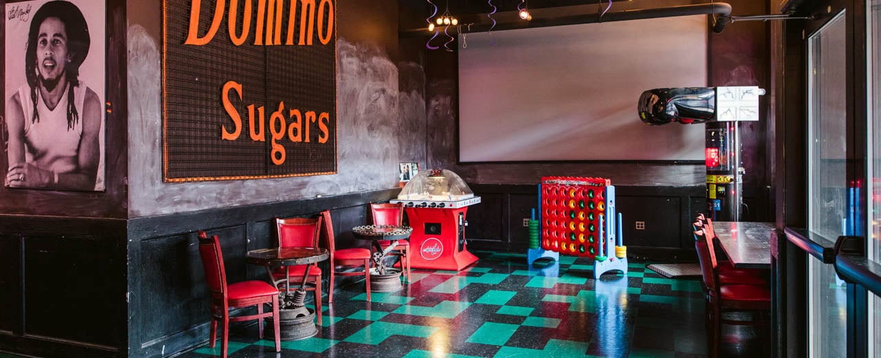 PrivateEvents_LuckiesLiquors_Carousel_1