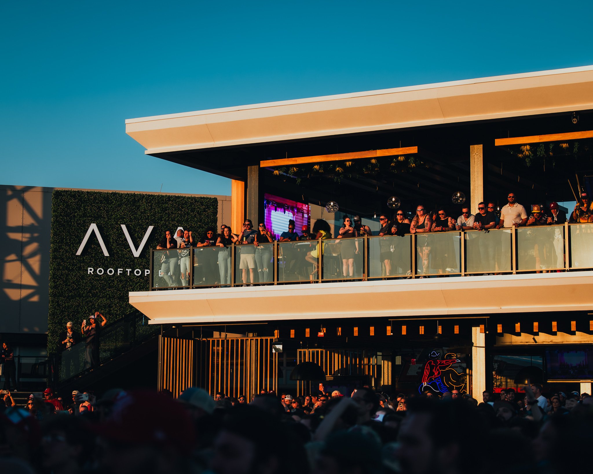 AVA rooftop Bar