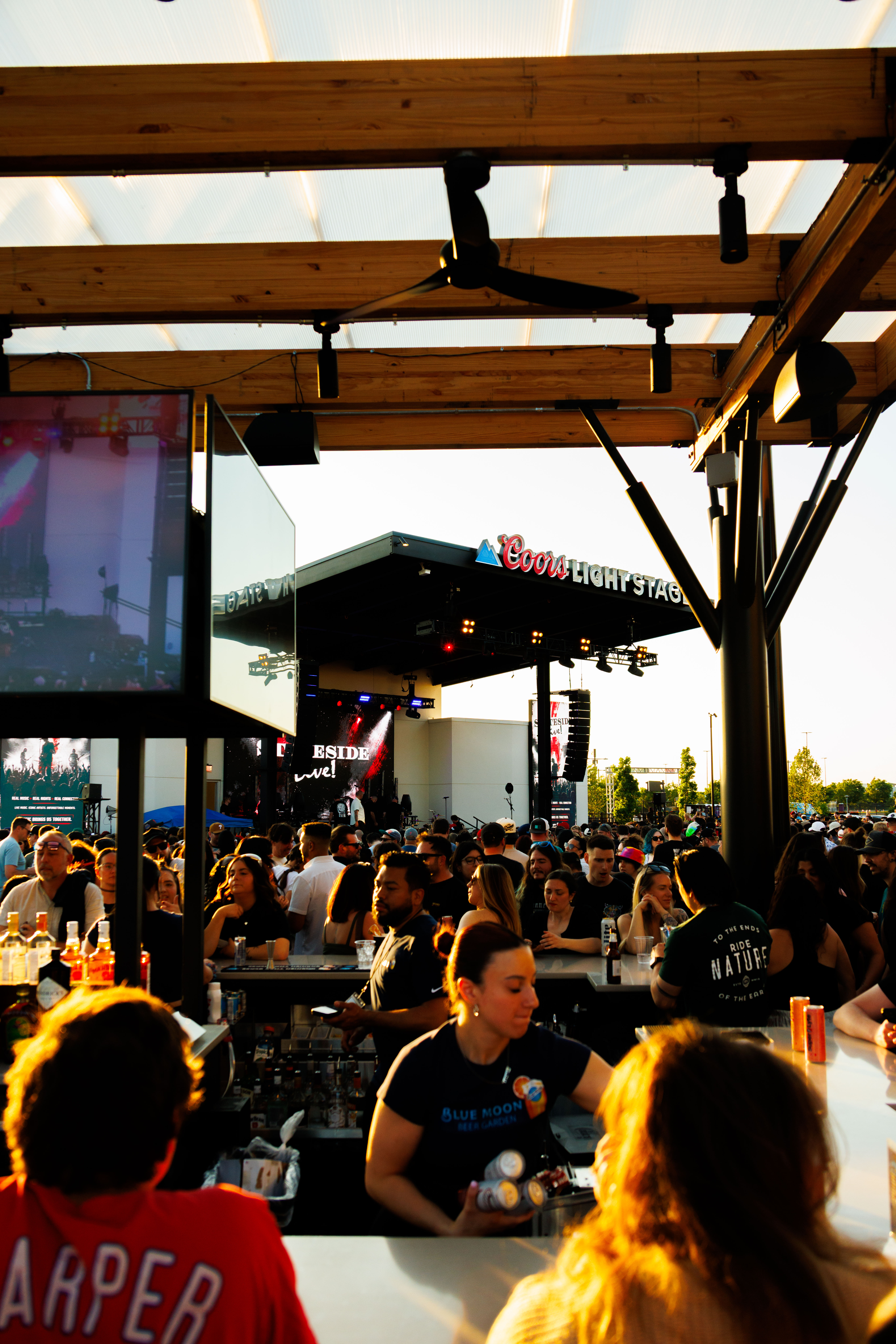 blue moon beer garden