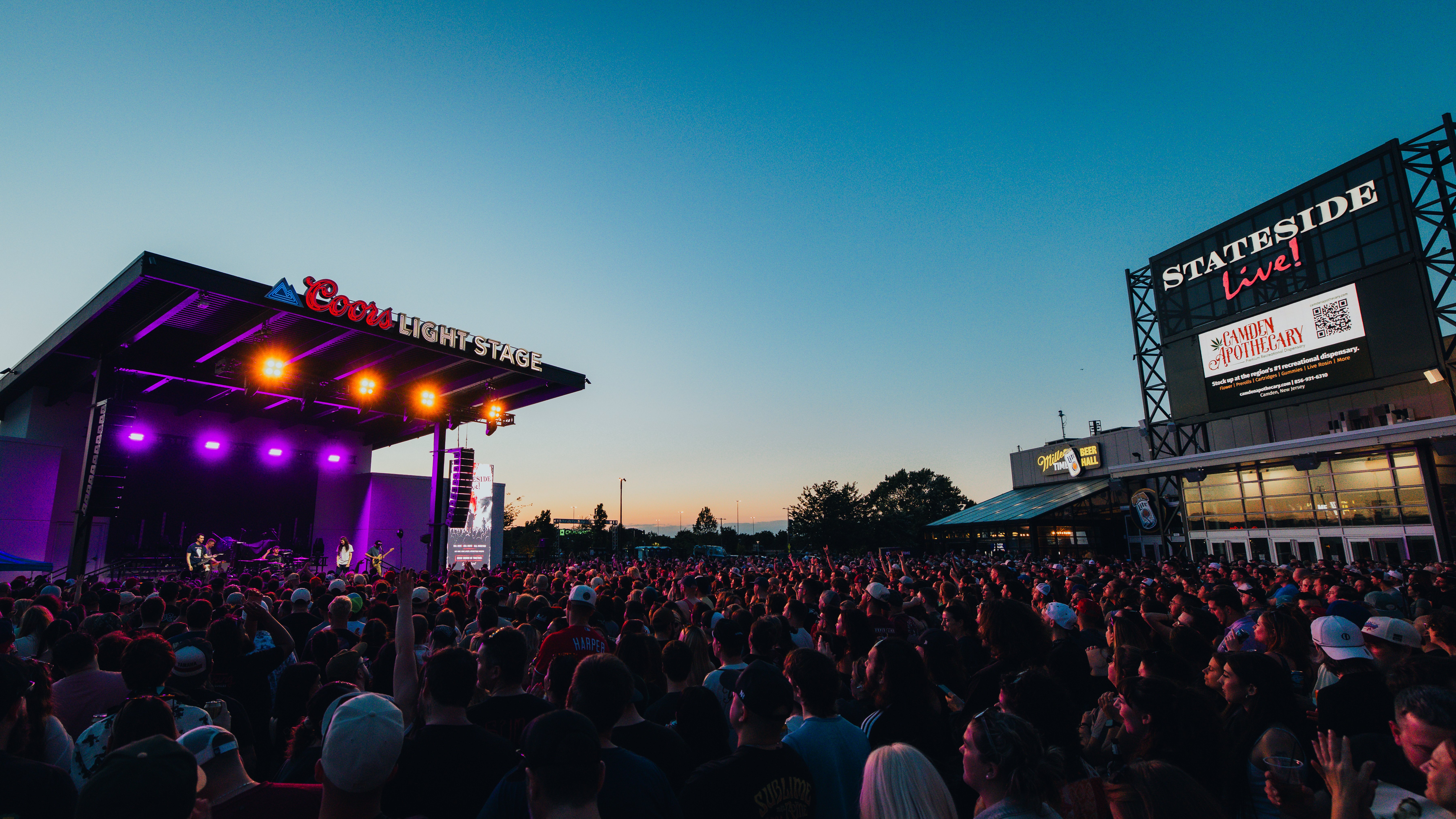 stateside live plaza