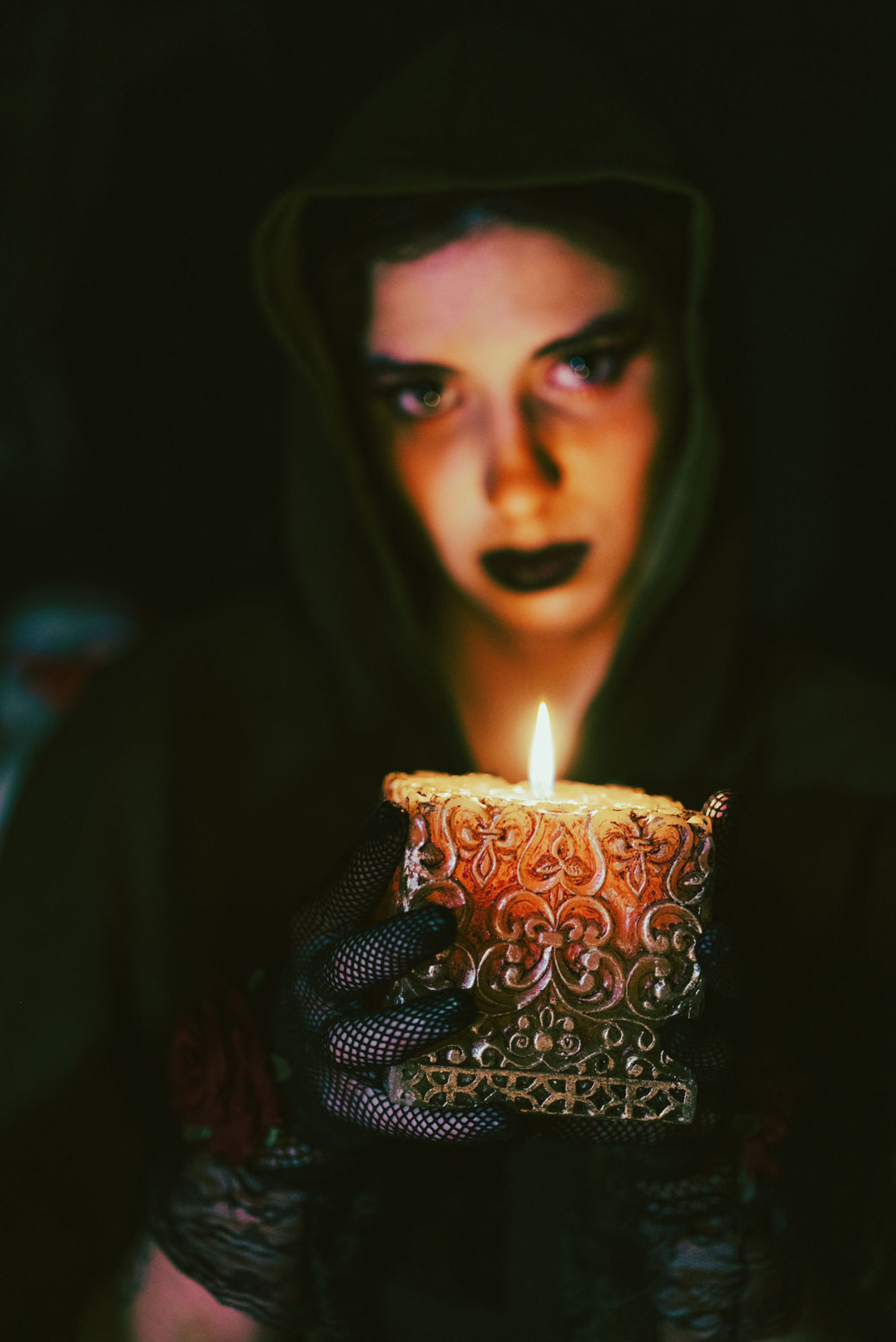 Waterside Halloween Party  The Descent Candle