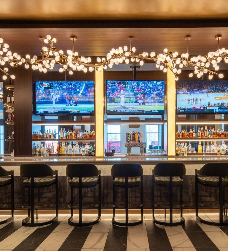 photo of r bar in live! casino louisiana