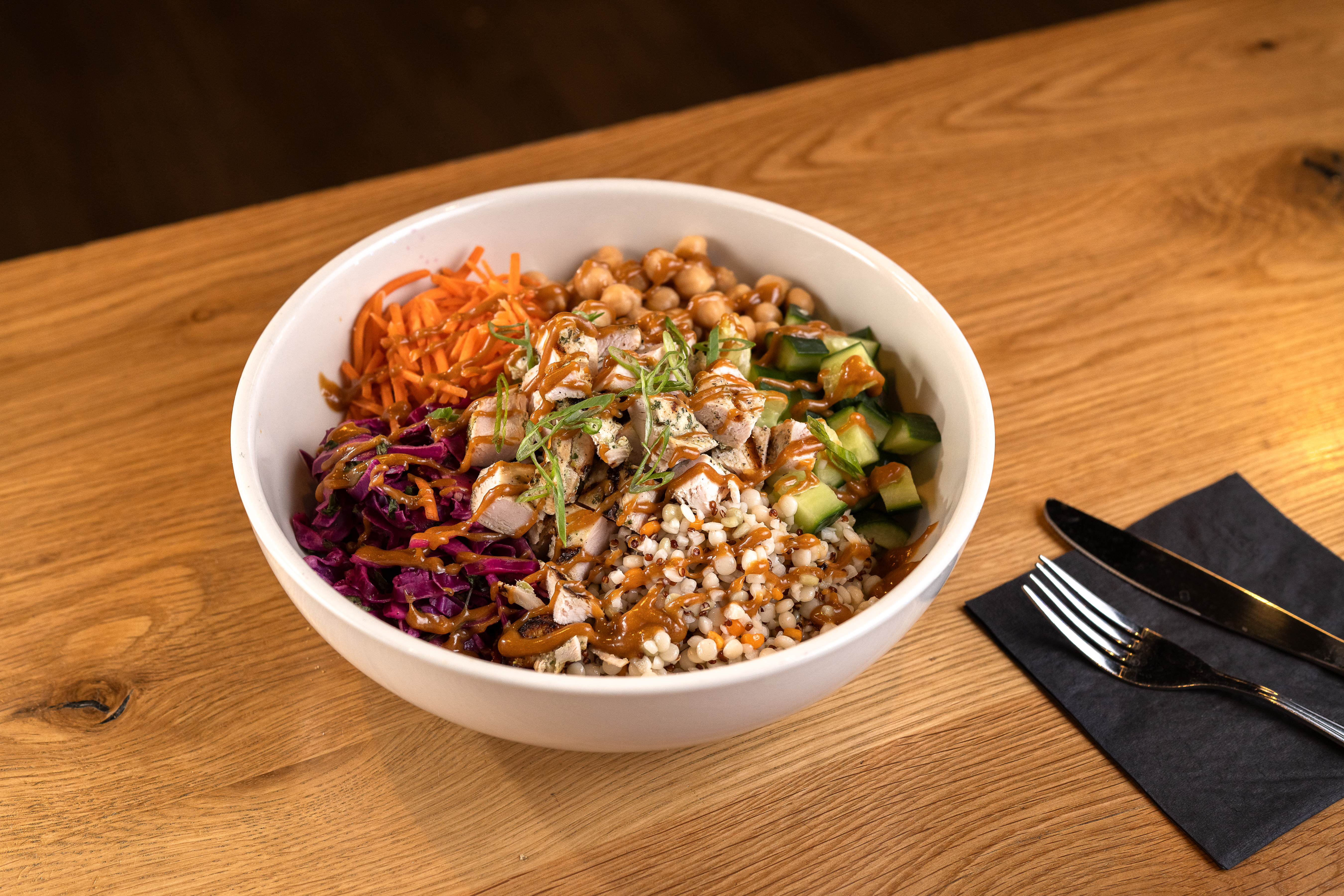 Peanut chicken protein bowl