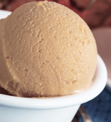 gelato being scooped