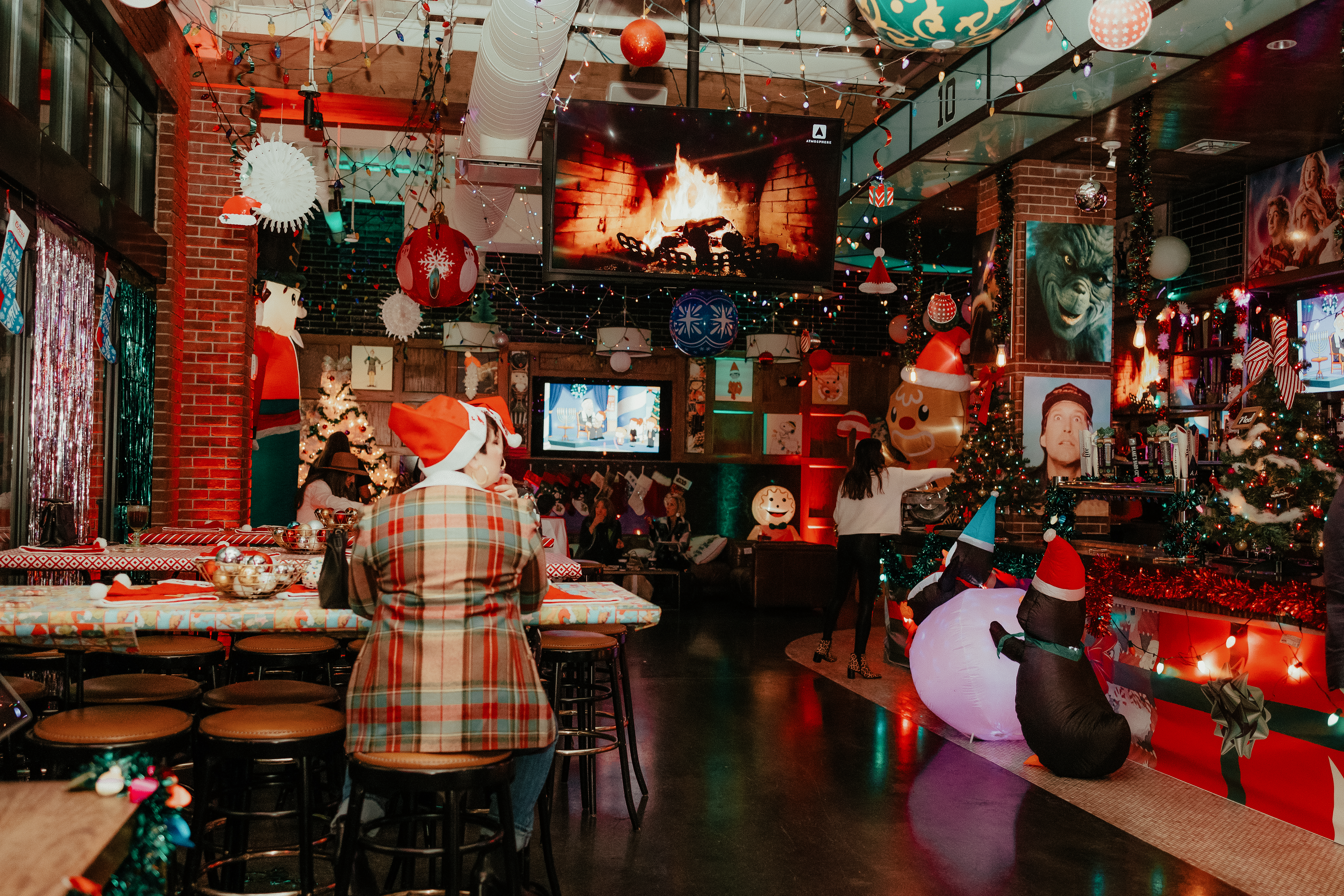 Tinsel Tavern Space