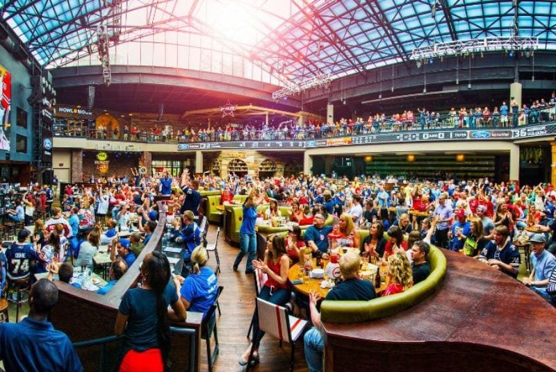This crowd knows Bally Sports Live is the place to watch the St. Louis Blues, with our massive screen, great food and drinks!