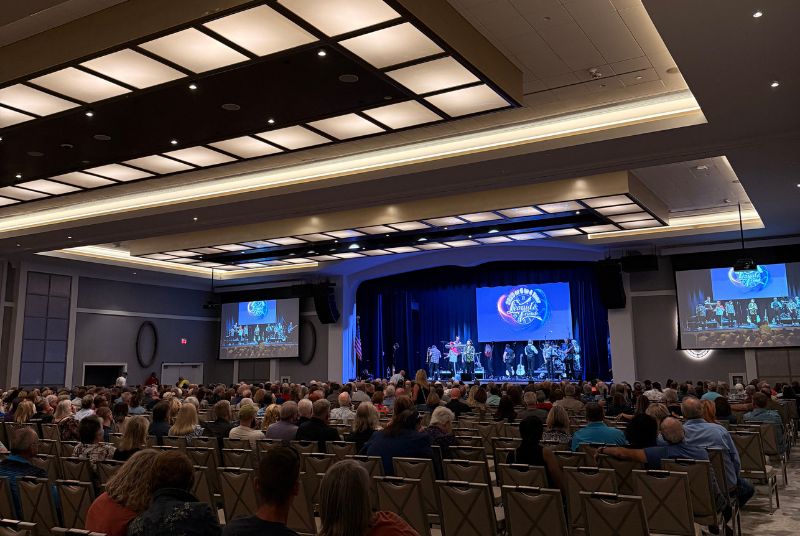 Leonid and Friends Concert