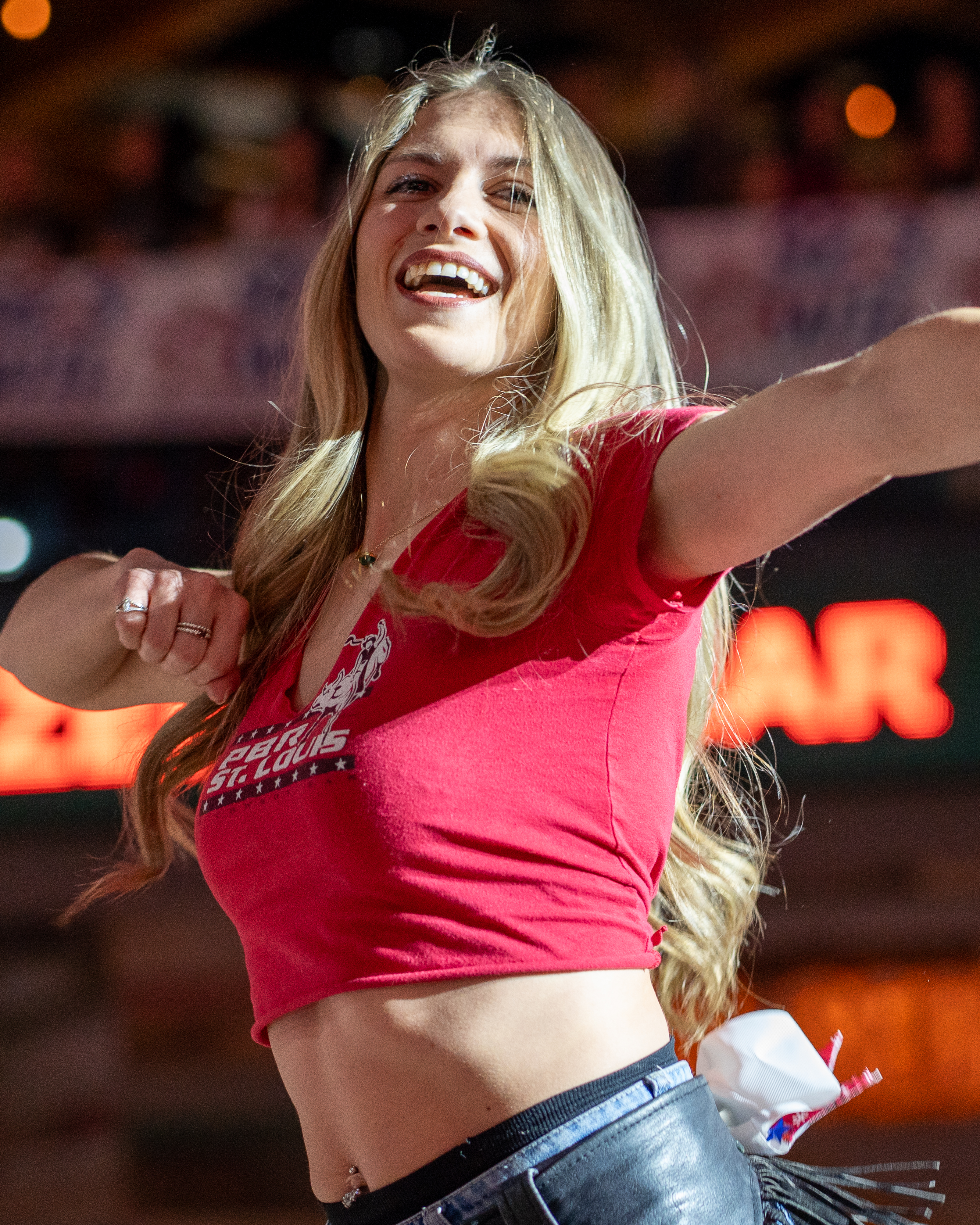 Buckle Bonnie dancing 