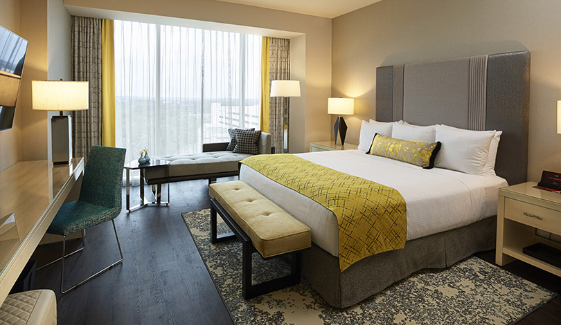 Live! Hotel Deluxe King Room