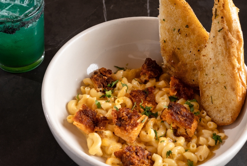 loaded buffalo mac n cheese guys oct lto alt