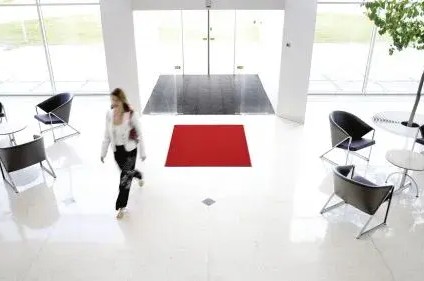 Les cinq avantages d'un tapis anti-salissure