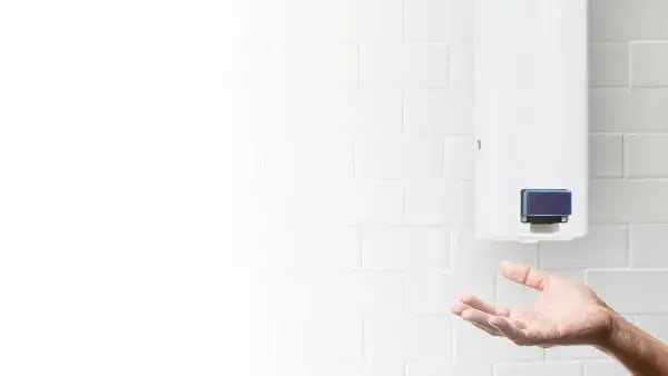 cws-hygiene-key-visual-industry-line-heavy-duty-jumbo-dispenser-int.jpg