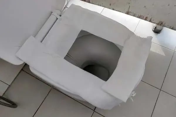 Toilettenhygiene für unterwegs