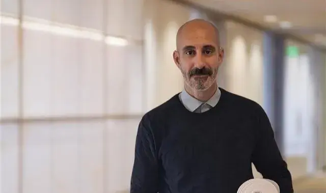 volkan_cropped_1.jpg