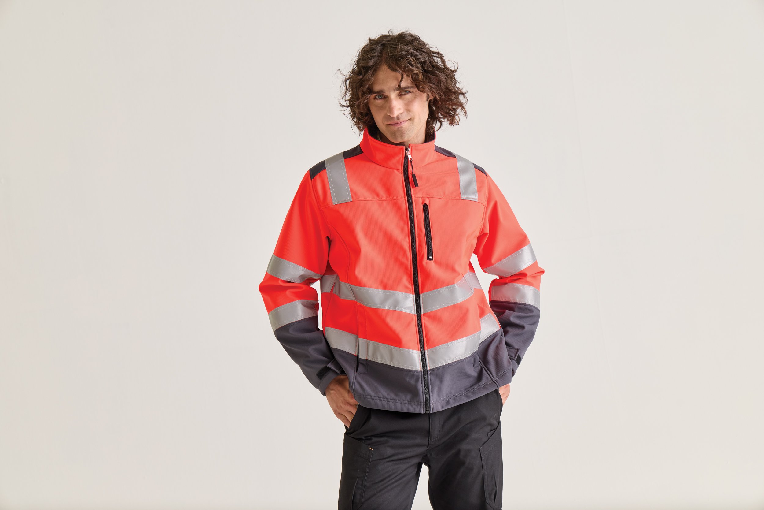 /1010326-02 CWS WW Safety Xtra HighVis Outdoor LR