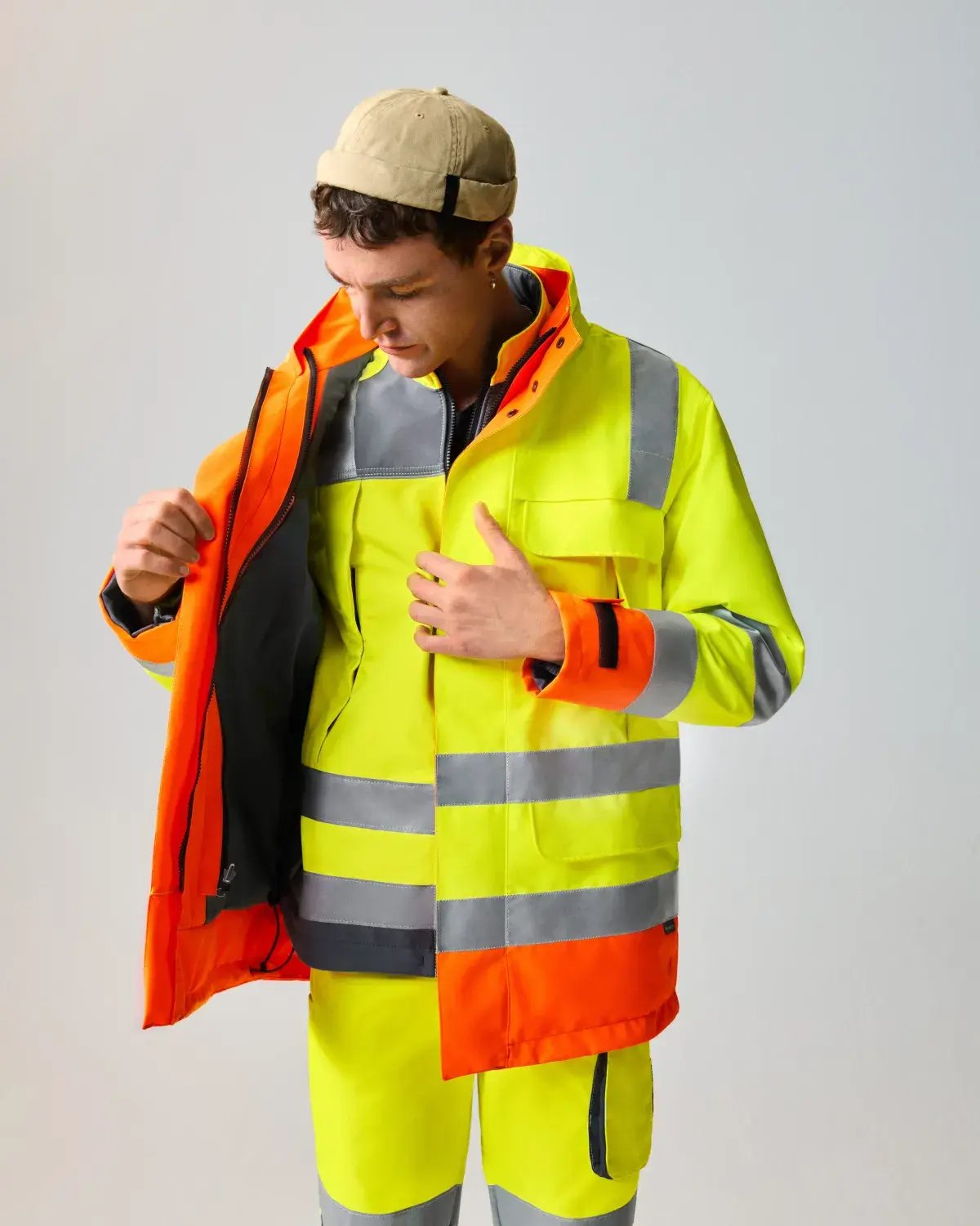 Der Layering Look: Flexibilität und Funktionalität für jede Wetterlage