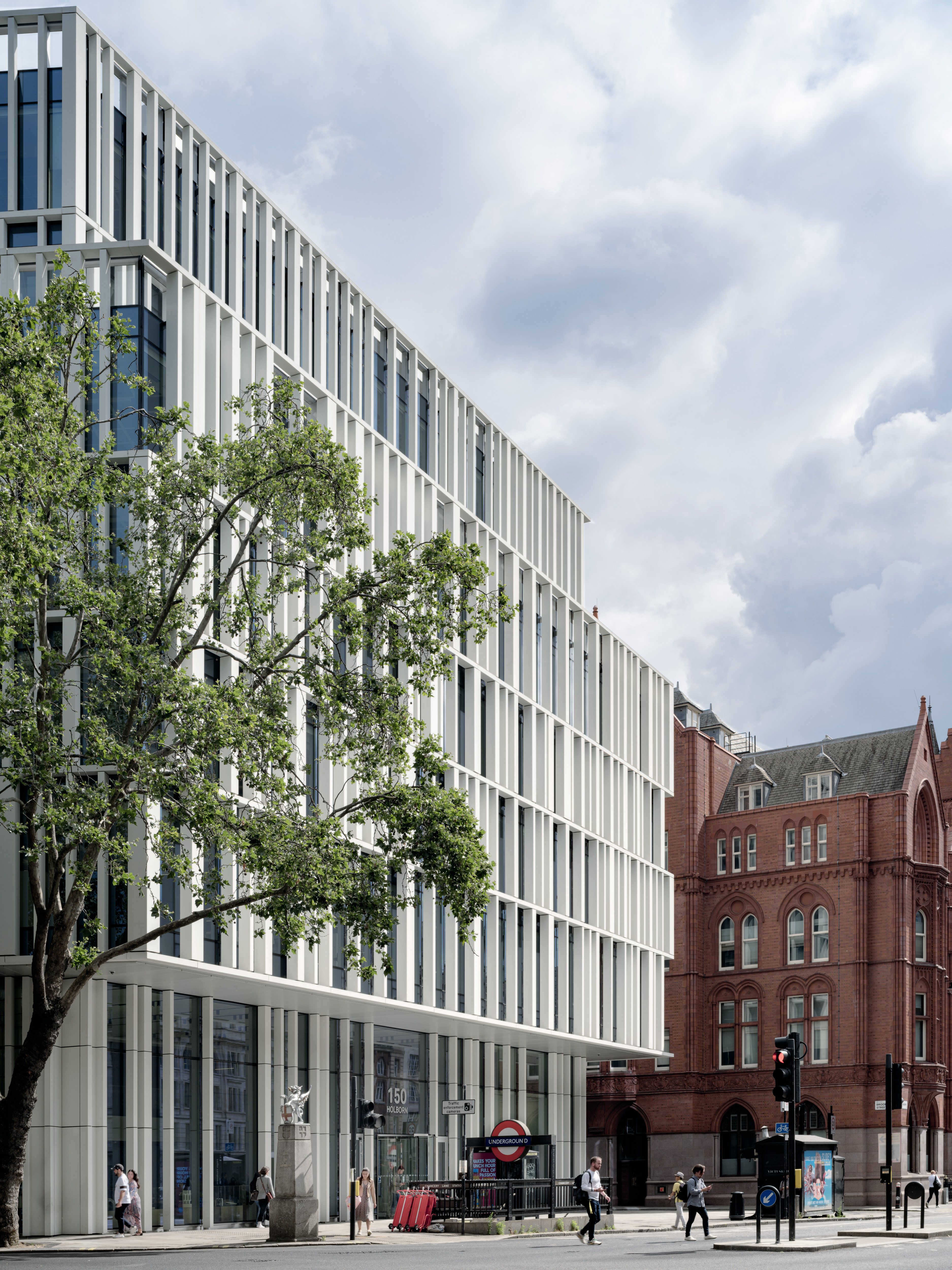 150 Holborn Street View