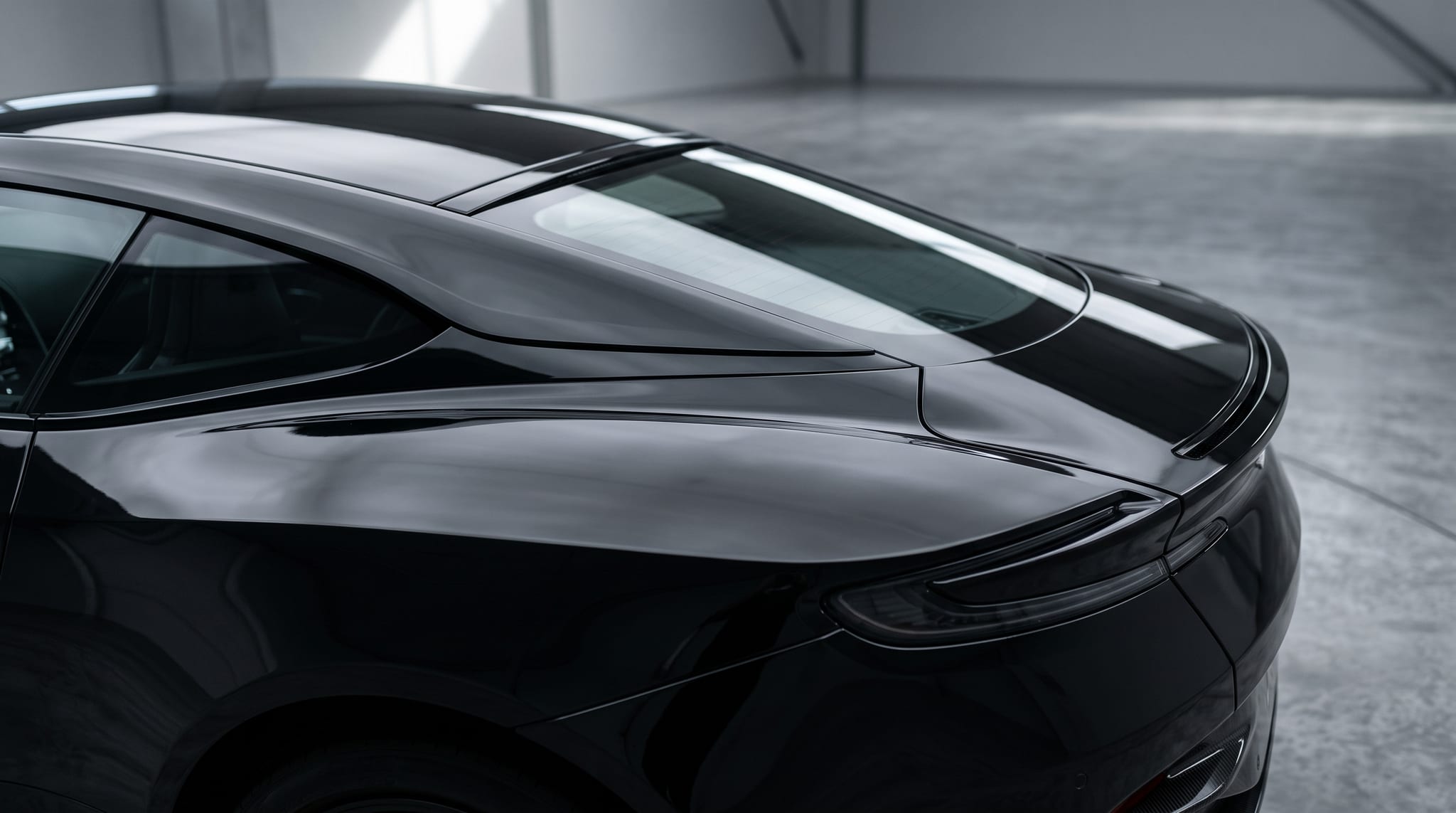 VELARO GT surface and design detail