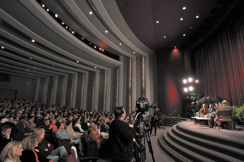 DGA Theatre One was filled to capacity as the 2005 Feature Film Award Nominees discuss the making of their projects with moderator Jeremy Kagan