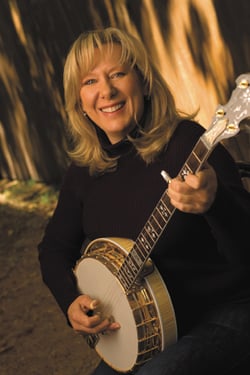  Cindy Sinclair - photo by Dean Dixon