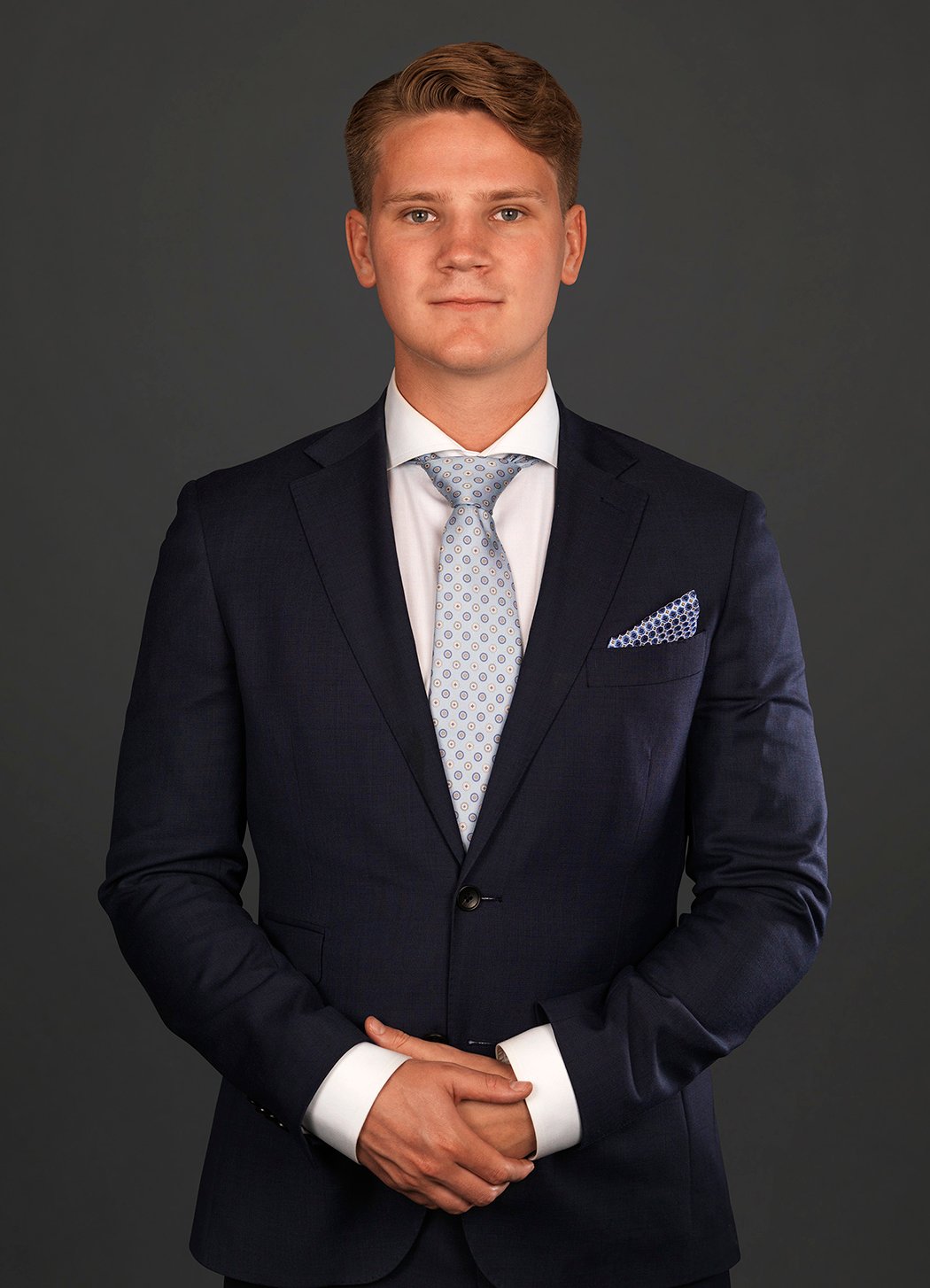 	Erik_Hellem_web_large