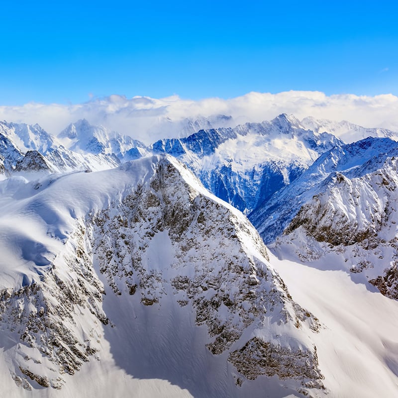 Snowy mountains to illustrate investment management and funds