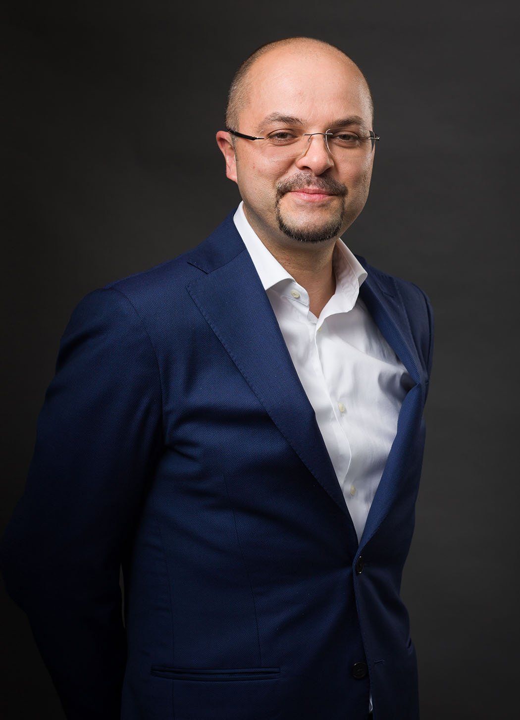 alexandru_arjoca_personality_web_large