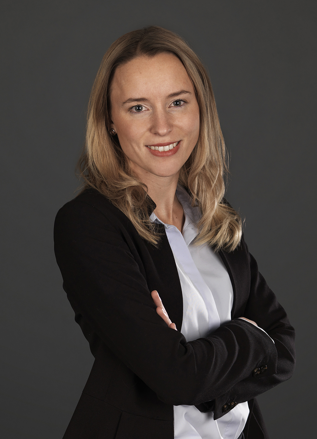anna large