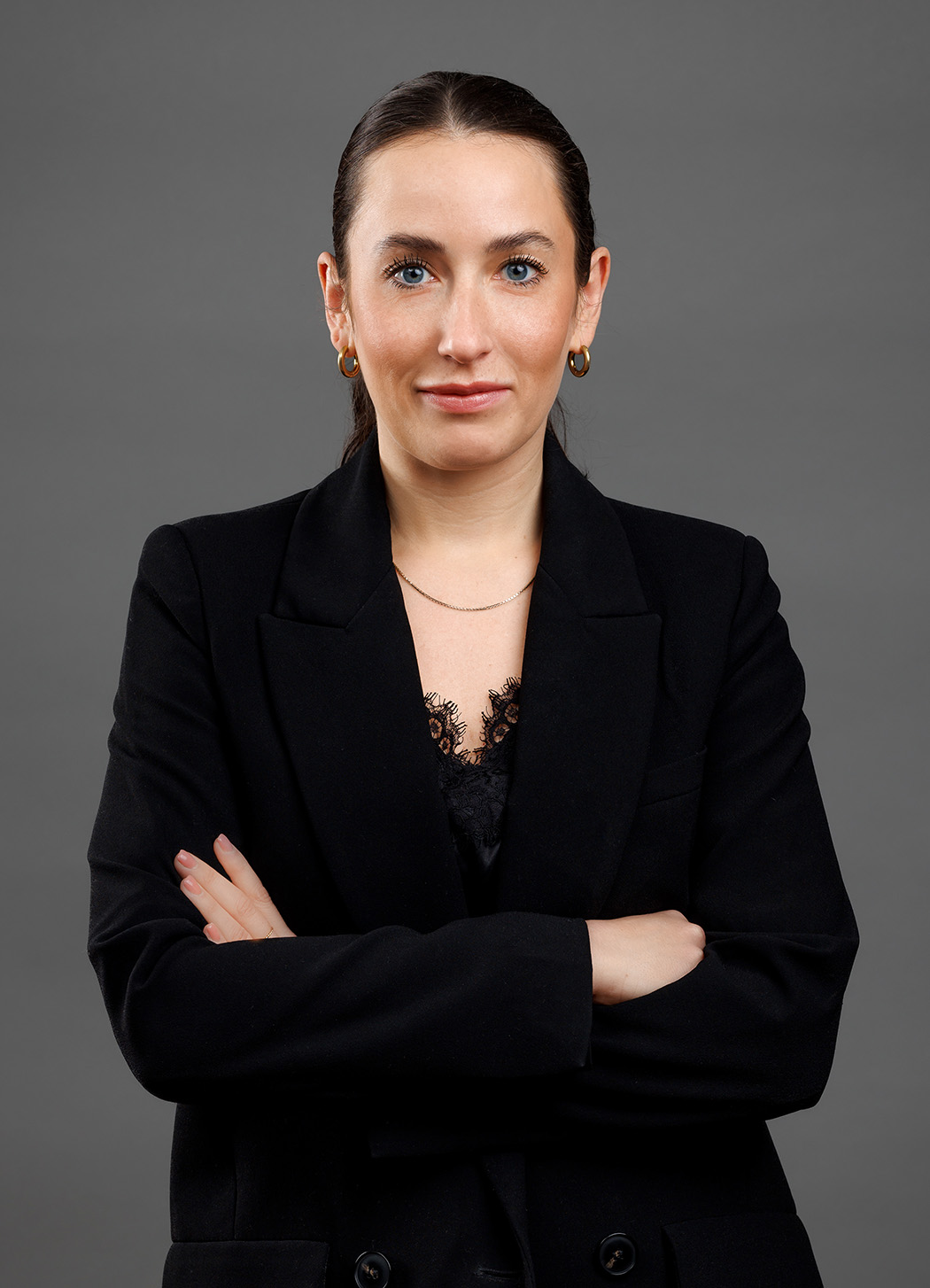 anna large