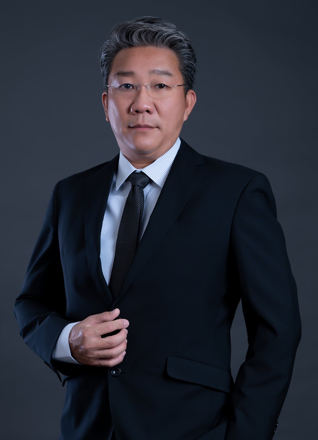 Don_Rojanapenkul_web_large