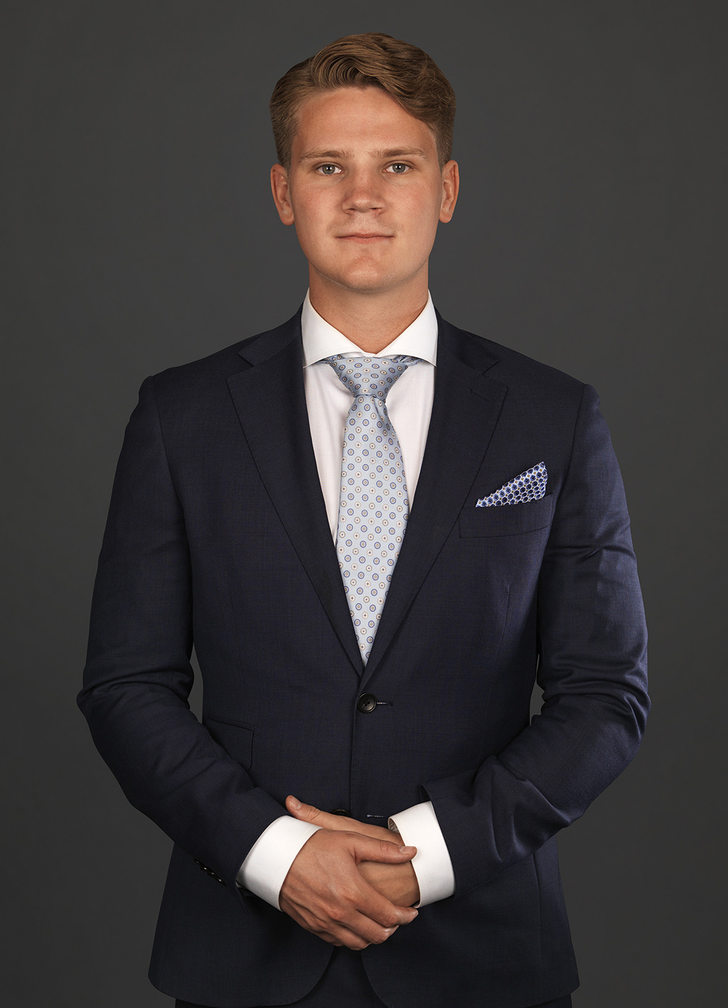 	Erik_Hellem_web_large