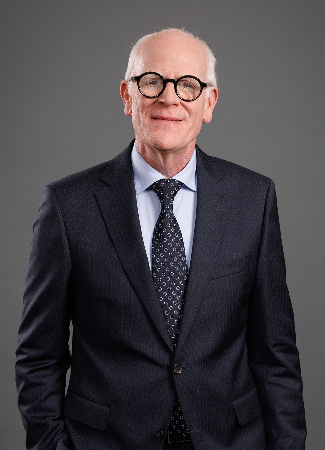 frank_roth_personality_web_large