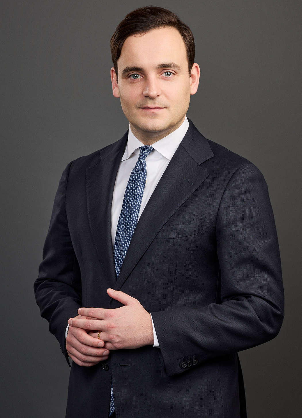 /sitecore/media library/Project/dlapiper-tenant/dlapiper/Bio Images/G/george_burt_web_large