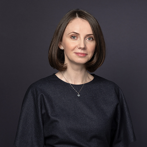 irina_macovei_personality_web_crop