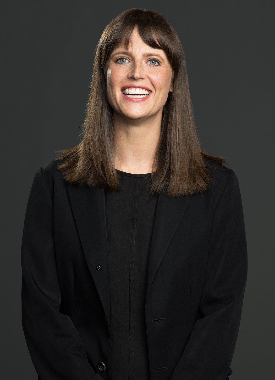 Julia_MacGibbon_personality_web_large