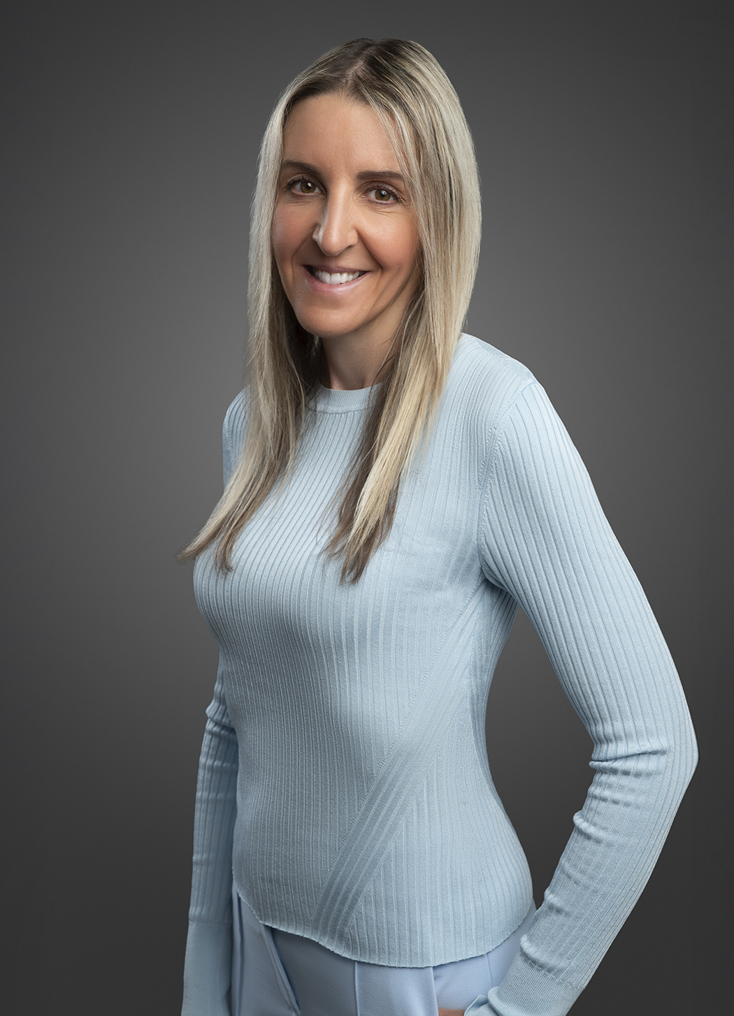 Veronica Monteiro large2